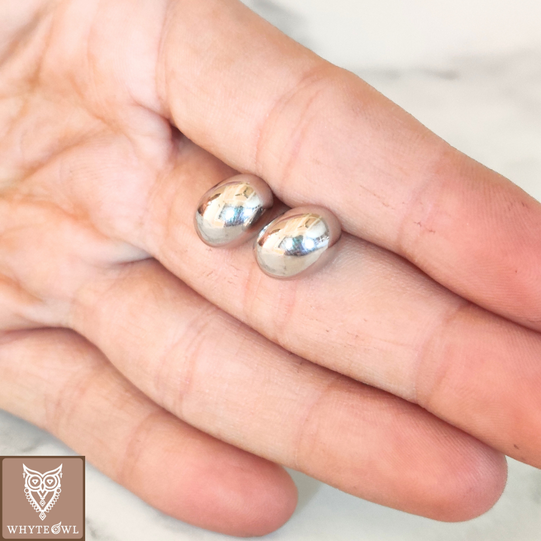 Mini Eggshell Studs