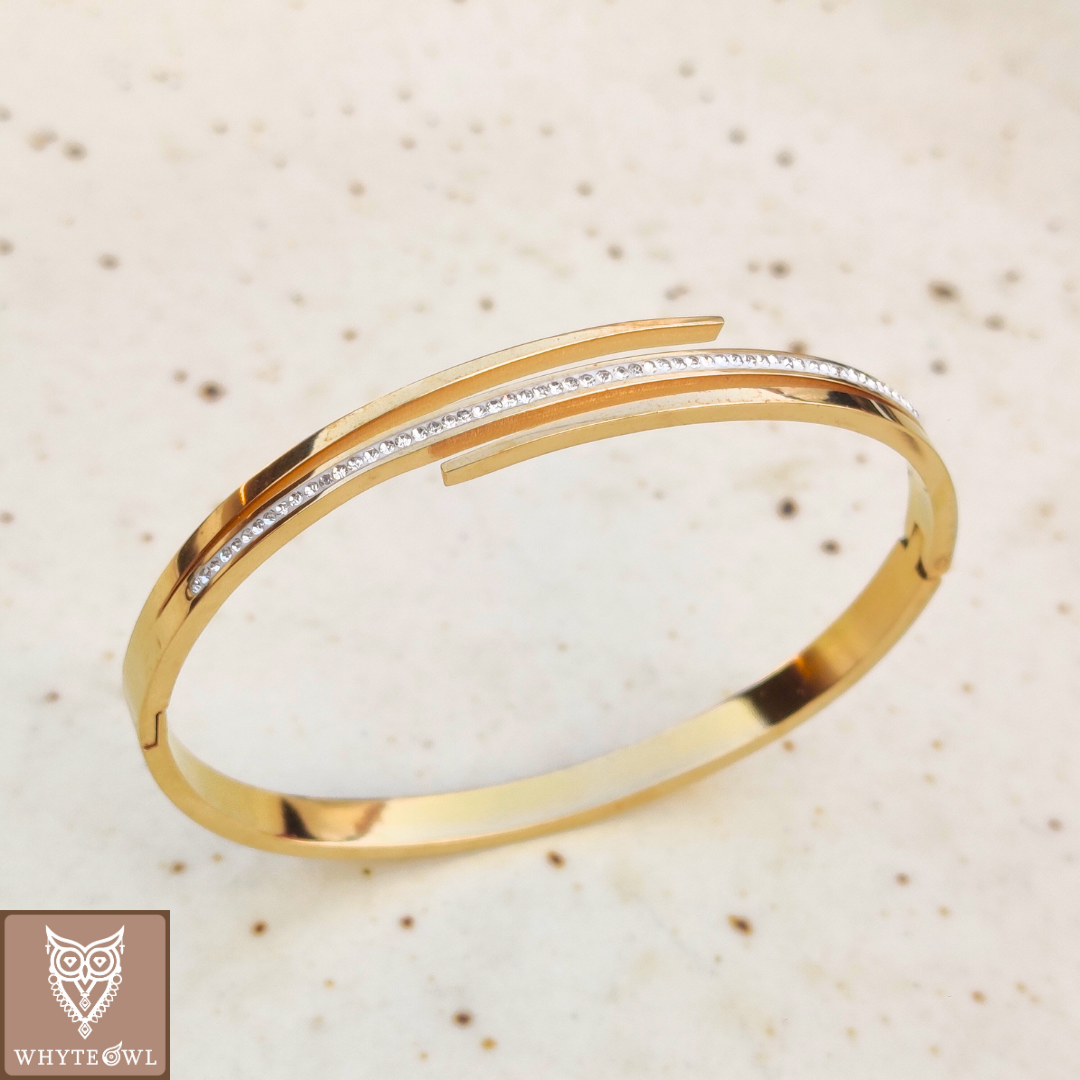 Thin Pointed Zircon Gold Kada