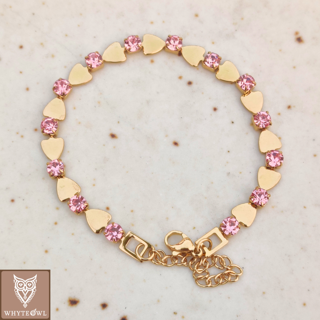 SHINY HEARTS WITH PINK DIAMOND BRACELET